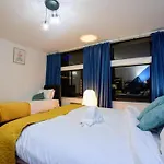 Duplex One Bedroom Apartment In Manchester City Center