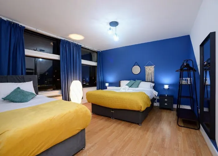 Duplex One Bedroom Apartment In Manchester City Center
